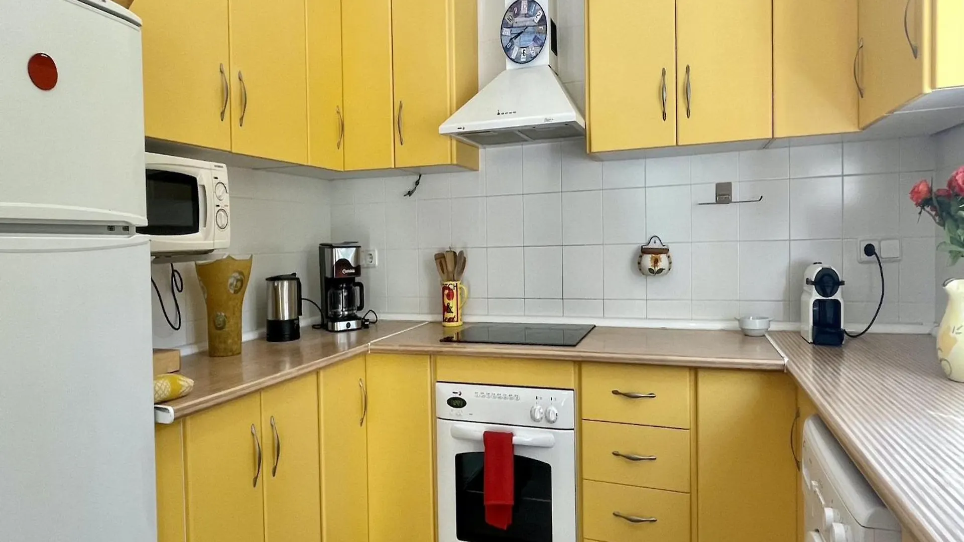 Villa Pineda For Seven People In 帕尔斯 0*,  西班牙